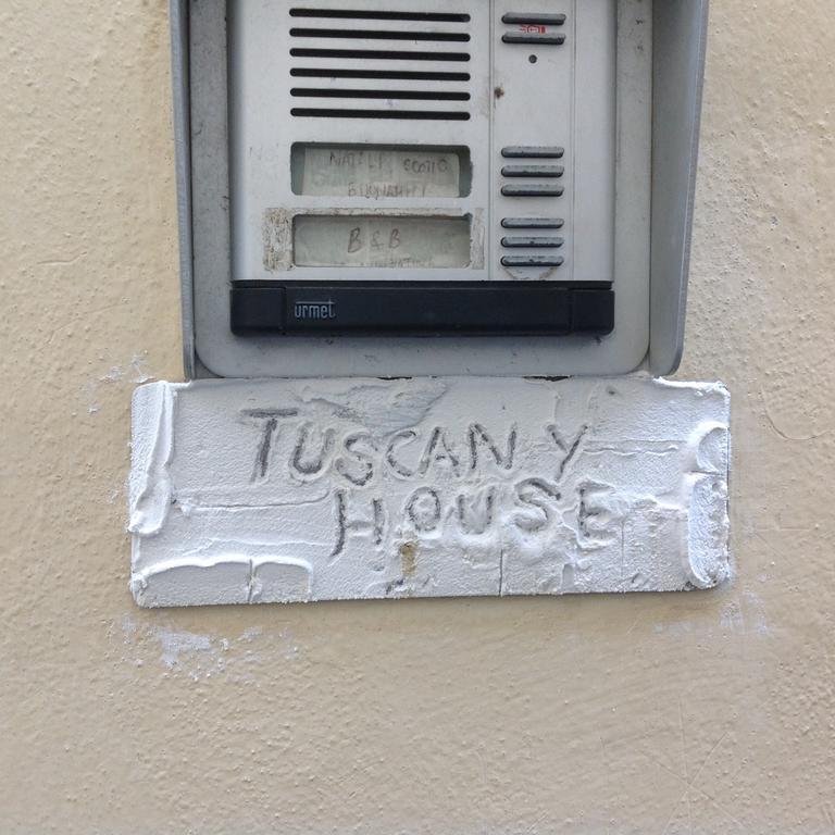 Tuscany House Centro Citta Apartment Пиза Екстериор снимка